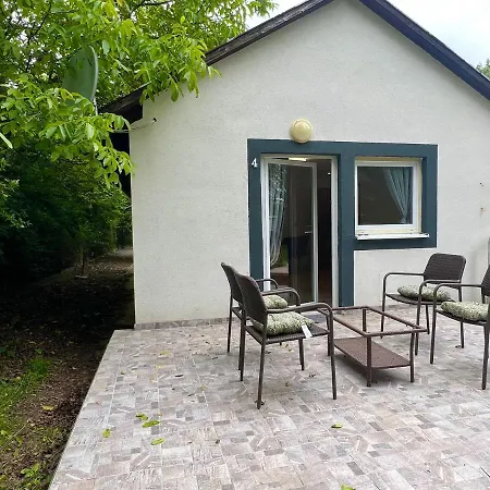 Apartman K Forintos Str 7 4 Pieceful Two Bedroom And Living With Terasse And Garden *
